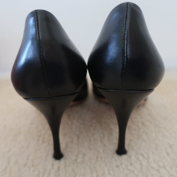 MIU MIU BLACK CALF LEATHER ROUND TOE PUMPS *Classic* WITH BOX - Picture 3 of 10